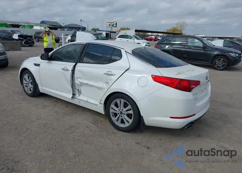 2011 Kia Optima Ex z USA, uszkodzony, nr VIN KNAGN4A78B5045970